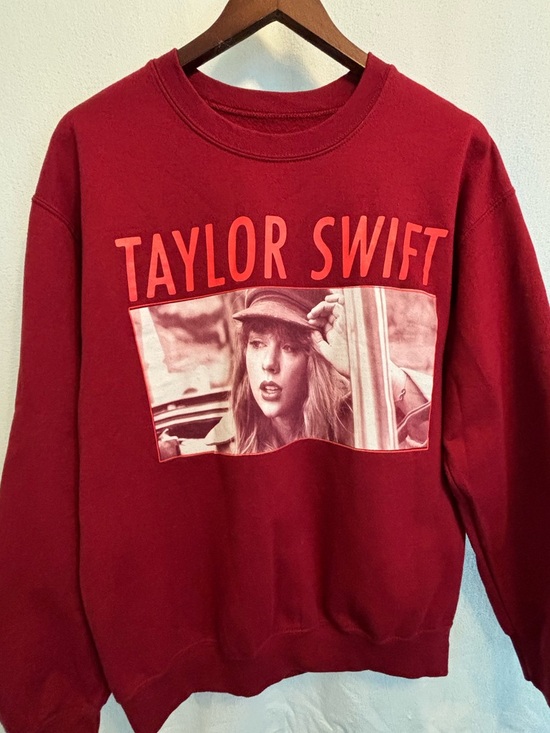 Taylor Swift Tops - Taylor Swift Red Era Come Back Be Here Crew Neck Sweatshirt Medium